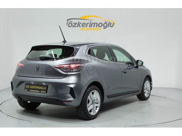 ÖzkerimoğluOtomotiv 2025 RENAULT CLİO 1.0TCE 90 EVOLUTION OTMATK