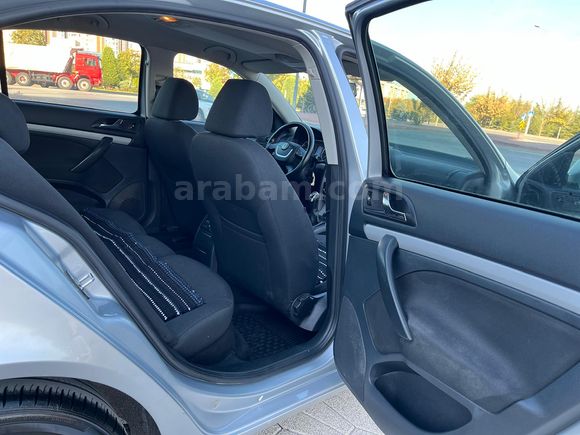 Değişensiz Skoda Octavia 1.6 Ambiente Optimal 2012 Model 