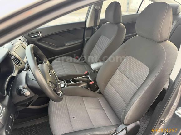 2017 CERATO 1.6 CRDI CONCEPT TECHNO PLUS SUNROOF DCT DEĞİŞENSİZ