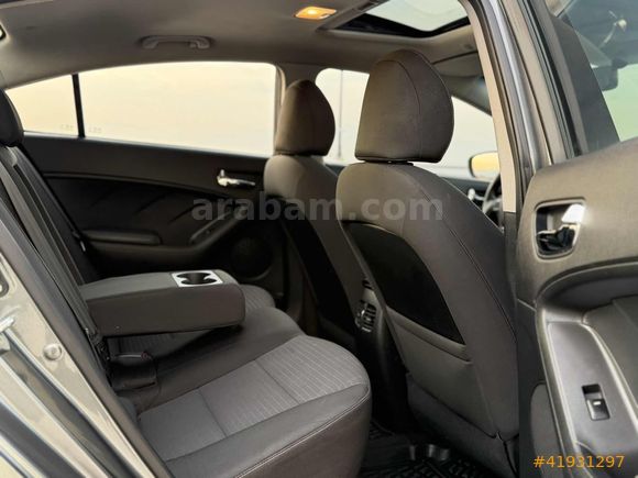 2017 CERATO 1.6 CRDI CONCEPT TECHNO PLUS SUNROOF DCT DEĞİŞENSİZ