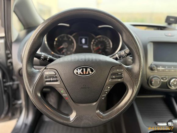 2017 CERATO 1.6 CRDI CONCEPT TECHNO PLUS SUNROOF DCT DEĞİŞENSİZ