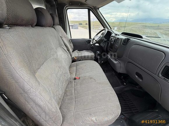 2004 TRANSİT 330S PANELVAN ARKADAN İTİŞLİ