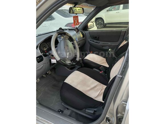 Sahibinden Hyundai Accent 1.5 CRDi Admire 2004 Model 