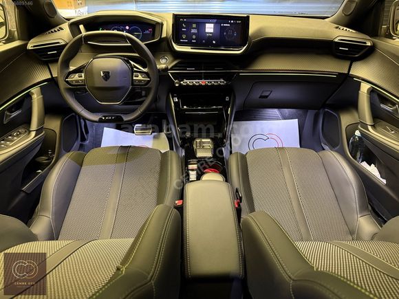 CEMRE OTO 'dan BOYASIZ 2026 PEUGEOT E-2008 GT