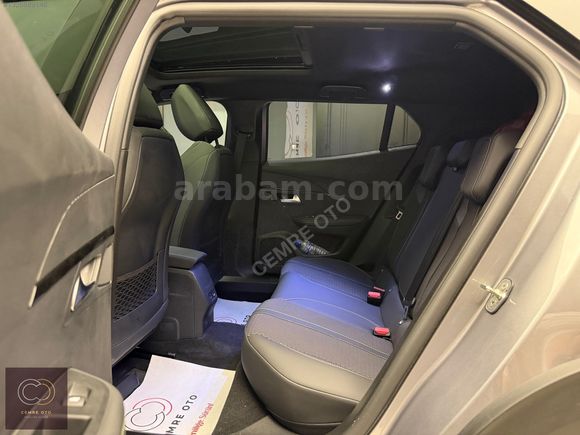 CEMRE OTO 'dan BOYASIZ 2026 PEUGEOT E-2008 GT