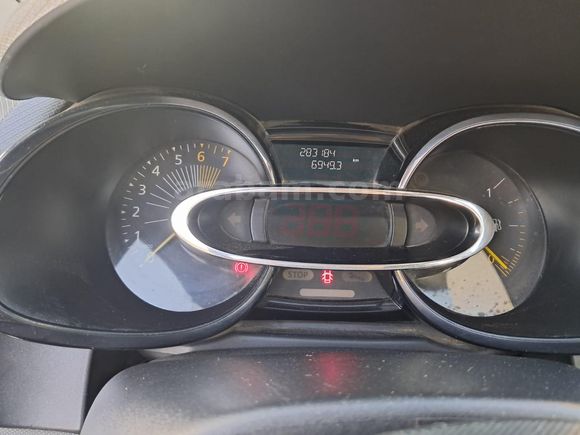 Sahibinden Renault Clio 1.2 Joy 2013 Model