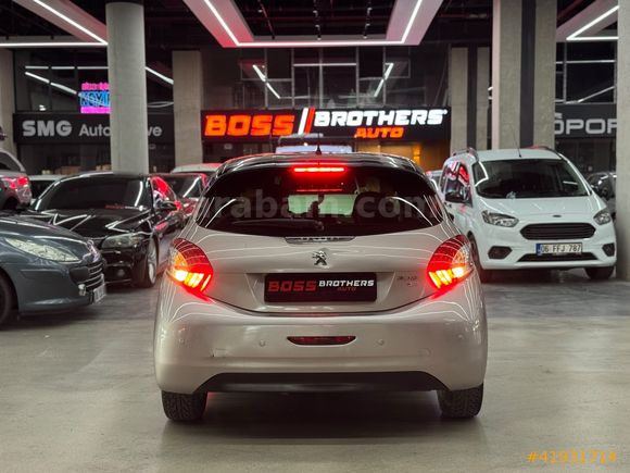 2012 OTOMATİK 208 ACTİVE