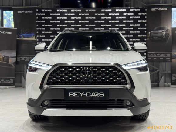 BEY-CARS COROLLA CROSS 1.8 HYBRİD PASSİON X-PACK 15.000KM CAMTAV