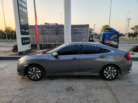 Sahibinden Honda Civic 1.6i VTEC Eco Elegance 2017 Model