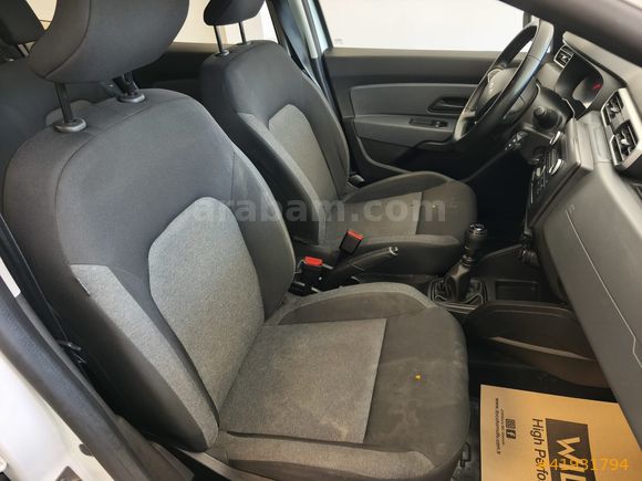 NOVAMER 2.EL 2023 DACİA DUSTER 1.0 TCE ESSENTİAL