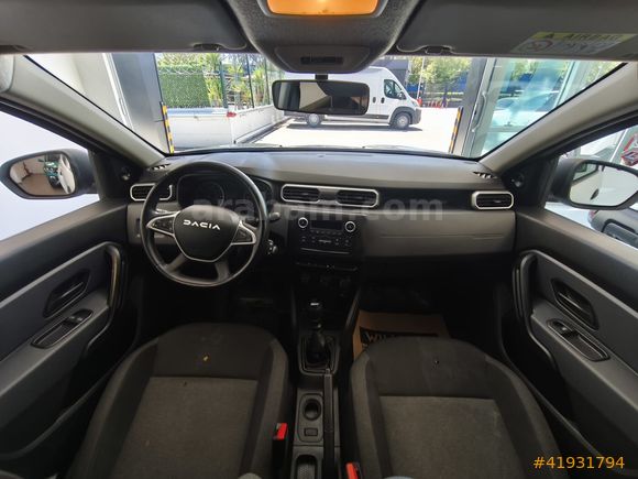 NOVAMER 2.EL 2023 DACİA DUSTER 1.0 TCE ESSENTİAL