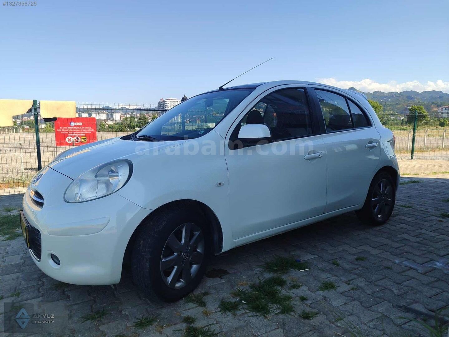 Galeriden Nissan Micra 1.2 Platinum 2012 Model İstanbul 102.000 km Beyaz 7
