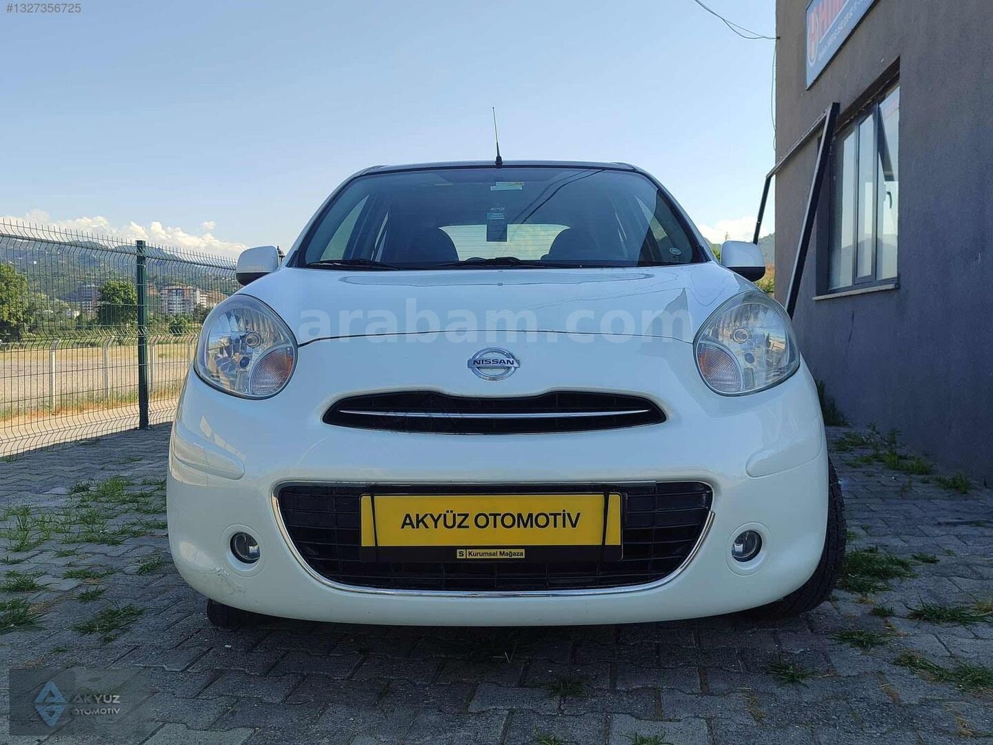 Galeriden Nissan Micra 1.2 Platinum 2012 Model İstanbul 102.000 km Beyaz 4