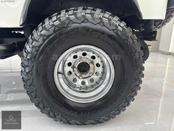 EMSALSİZ 1977 MODEL JEEP CJ-5