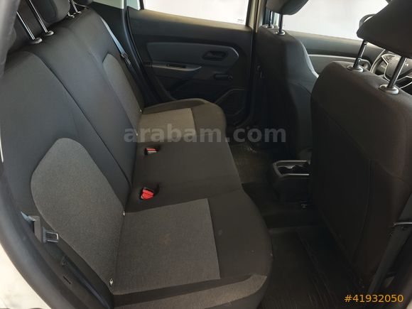 NOVAMER 2.EL 2023 DACİA DUSTER 1.0 TCE ESSENTİAL