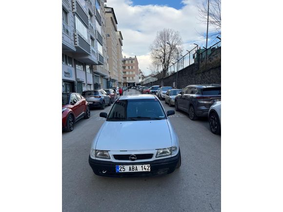 Sahibinden Opel Astra 1.6 2001 Model