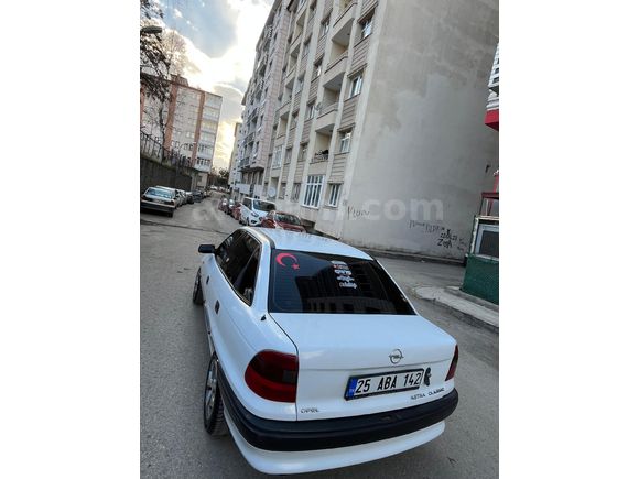 Sahibinden Opel Astra 1.6 2001 Model