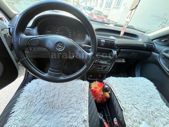 Sahibinden Opel Astra 1.6 2001 Model