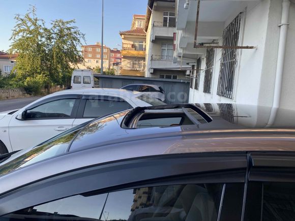 KAPORASI YANDI TEKRAR İLANDA  SADE VE ŞIK
