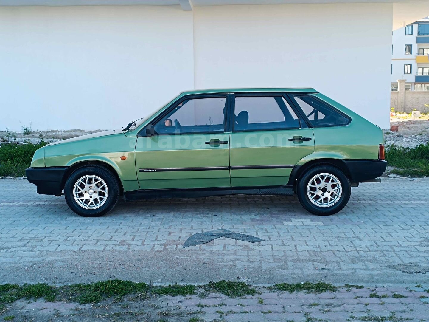Galeriden Lada Samara 1.5 1993 Model Samsun 146.000 km Yeşil (metalik) 7