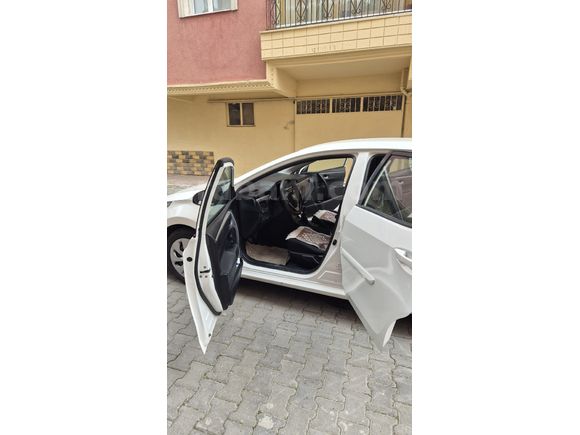 107 BİNDE DEĞİŞENSİZ 1.33 2015 COROLLA