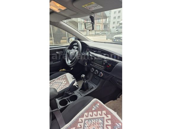 107 BİNDE DEĞİŞENSİZ 1.33 2015 COROLLA