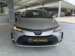 HATASIZ-BOYASIZ-TRAMERSİZ-DEĞİŞENSİZ-2023-COROLLA-HYBRID-OTOMATİK-DREAM-144BinKM