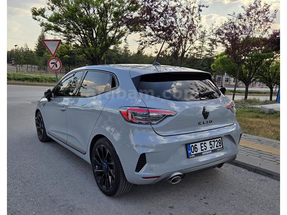 Sahibinden Renault Clio 1.0 TCe Techno Esprit Alpine 2024 Model