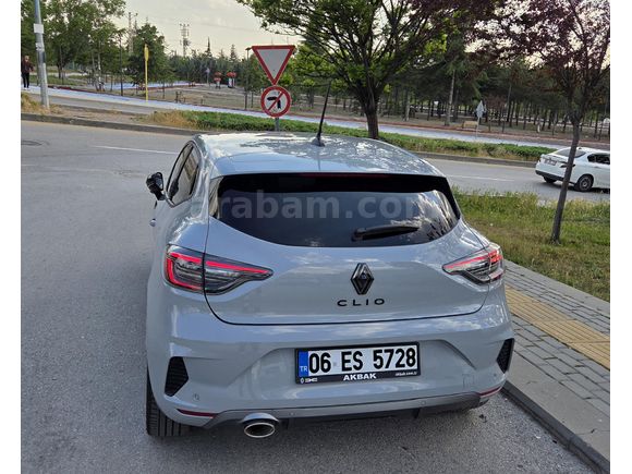 Sahibinden Renault Clio 1.0 TCe Techno Esprit Alpine 2024 Model