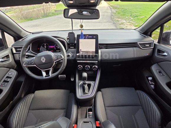 Sahibinden Renault Clio 1.0 TCe Techno Esprit Alpine 2024 Model