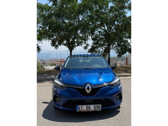 Sahibinden Renault Clio 1.0 TCe Touch 2023 Model 