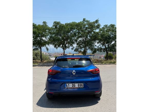 Sahibinden Renault Clio 1.0 TCe Touch 2023 Model 