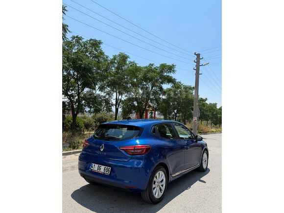 Sahibinden Renault Clio 1.0 TCe Touch 2023 Model 