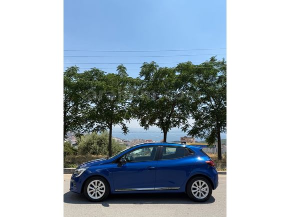 Sahibinden Renault Clio 1.0 TCe Touch 2023 Model 