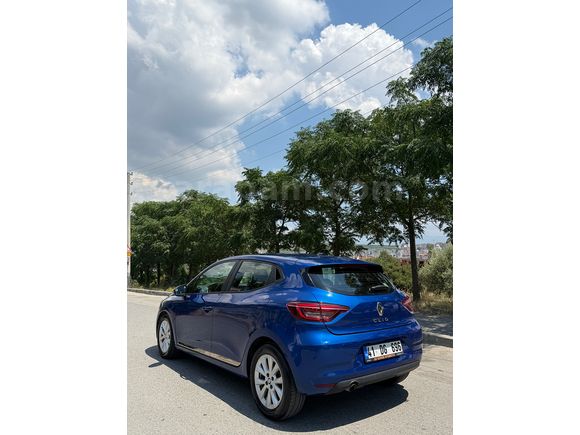 Sahibinden Renault Clio 1.0 TCe Touch 2023 Model 