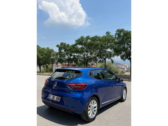 Sahibinden Renault Clio 1.0 TCe Touch 2023 Model 