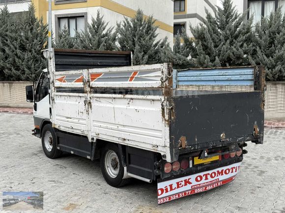 DİLEK OTO'DAN 2005 MITSUBISHI CANTER 519 AÇK SAÇ KASALI KAMYONET