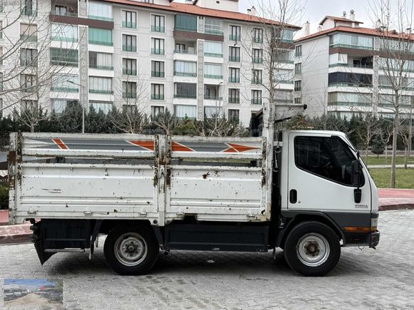 DİLEK OTO'DAN 2005 MITSUBISHI CANTER 519 AÇK SAÇ KASALI KAMYONET