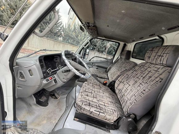 DİLEK OTO'DAN 2005 MITSUBISHI CANTER 519 AÇK SAÇ KASALI KAMYONET