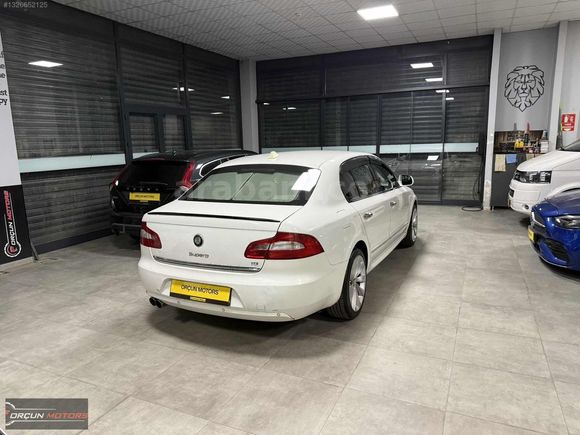 OrçunMotors 2012 SKODA SUPER B ACTİVE XENON 1.6tdi