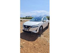 Sahibinden Nissan Qashqai 1.3 DIG-T Sky Pack 2022 Model  43.000 km Beyaz