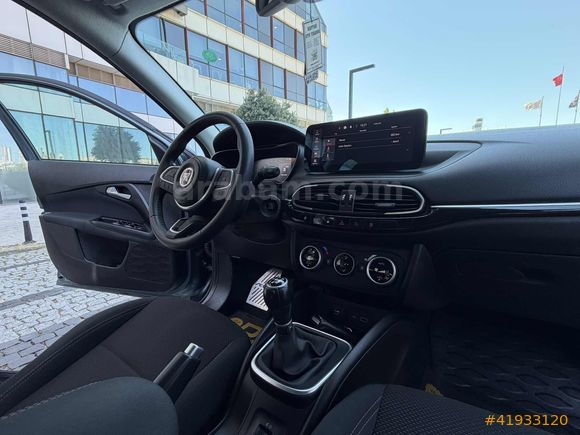 BOYASIZ 2021 EGEA 1.0 FİREFLY LOUNGE 82 BİNDE MANUEL 100 HP