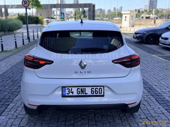 BOYASIZ HATASIZ 90 BİNDE 2023 CLIO TOUCH OTOMATİK TERTEMİZ