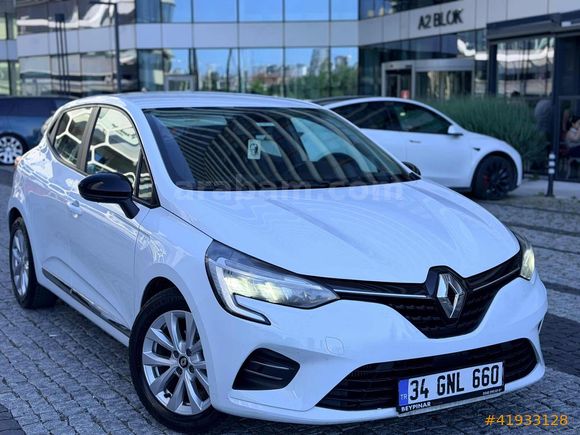 BOYASIZ HATASIZ 90 BİNDE 2023 CLIO TOUCH OTOMATİK TERTEMİZ