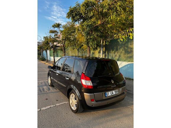 Sahibinden Renault Scenic 1.6 Dynamique 2006 Model 