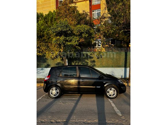 Sahibinden Renault Scenic 1.6 Dynamique 2006 Model 