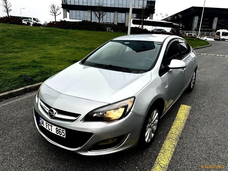 ACİL OPEL ASTRA BENZİN 2020 OTOMATİK