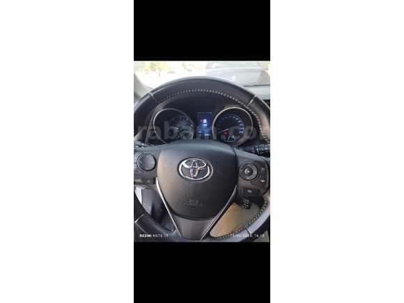Sahibinden Toyota Auris 1.4 D-4D Advance 2016 Model