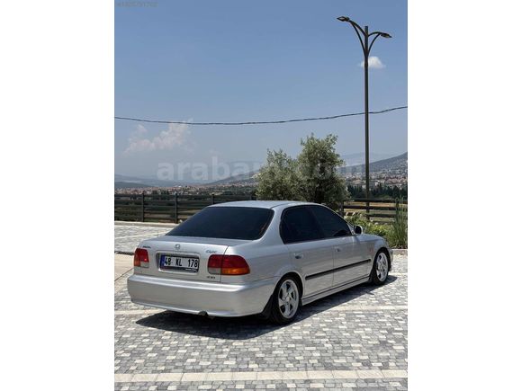HONDA CİVİC 1.4 İ S