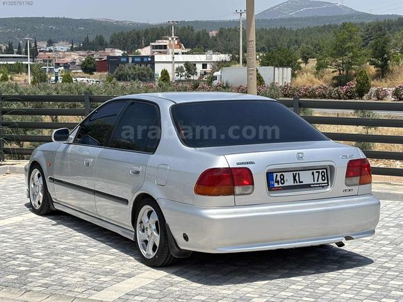 HONDA CİVİC 1.4 İ S